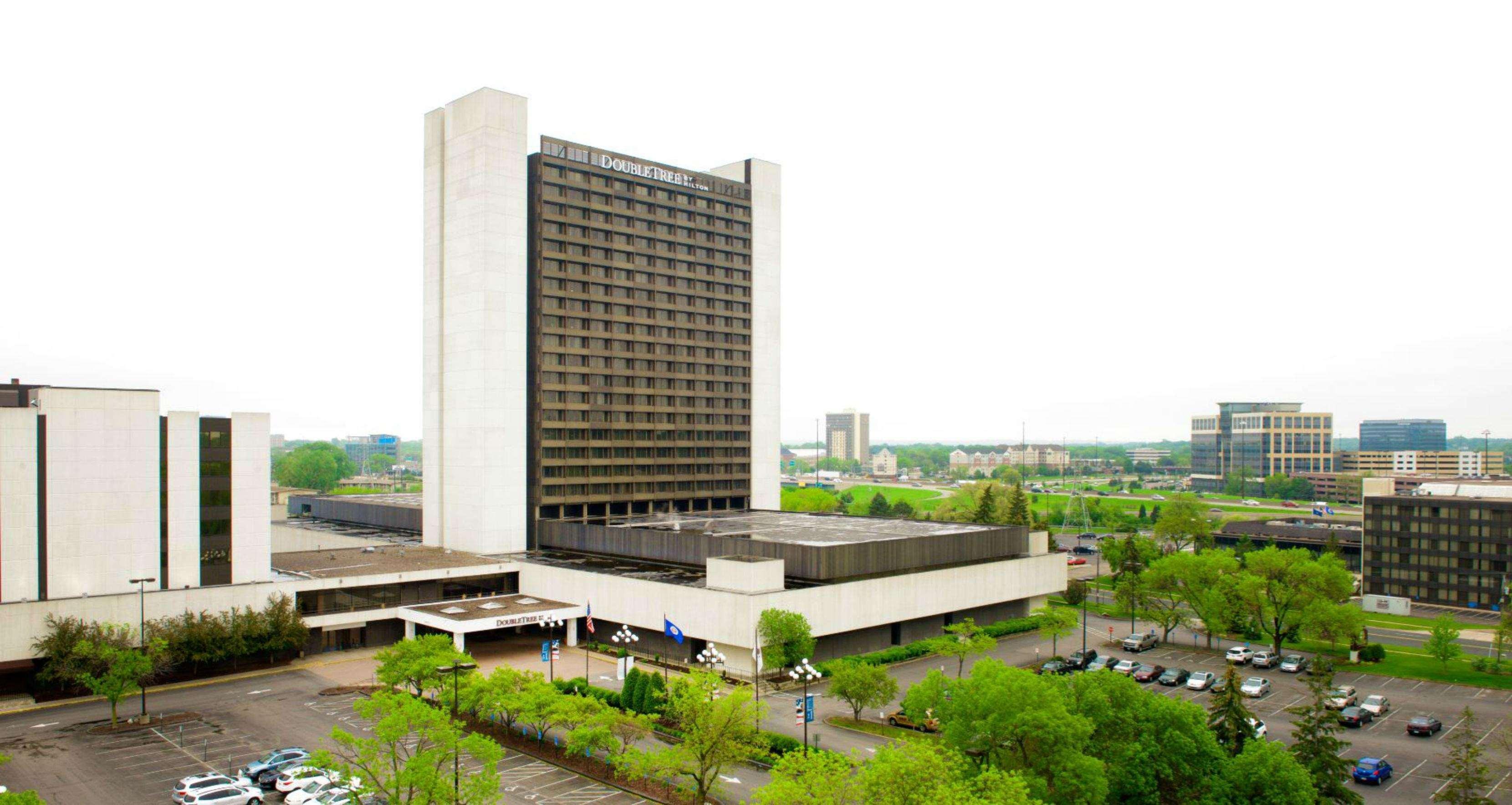 Doubletree By Hilton Bloomington Minneapolis South Exterior photo